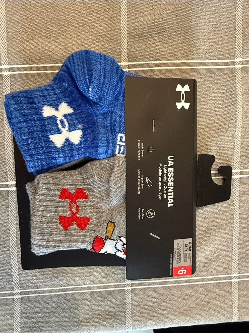 12-24M Under Armour boys socks